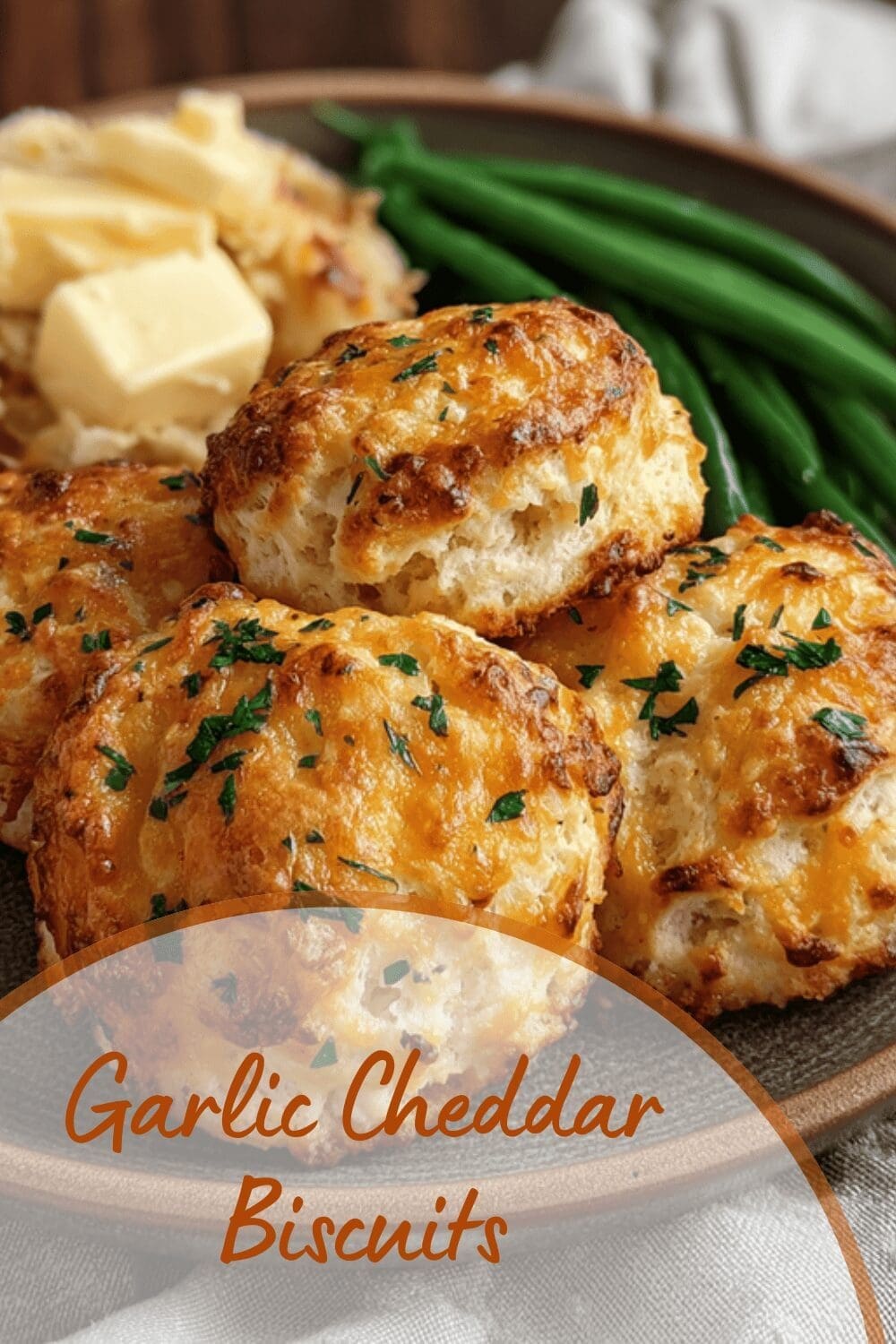 Garlic Cheddar Biscuits