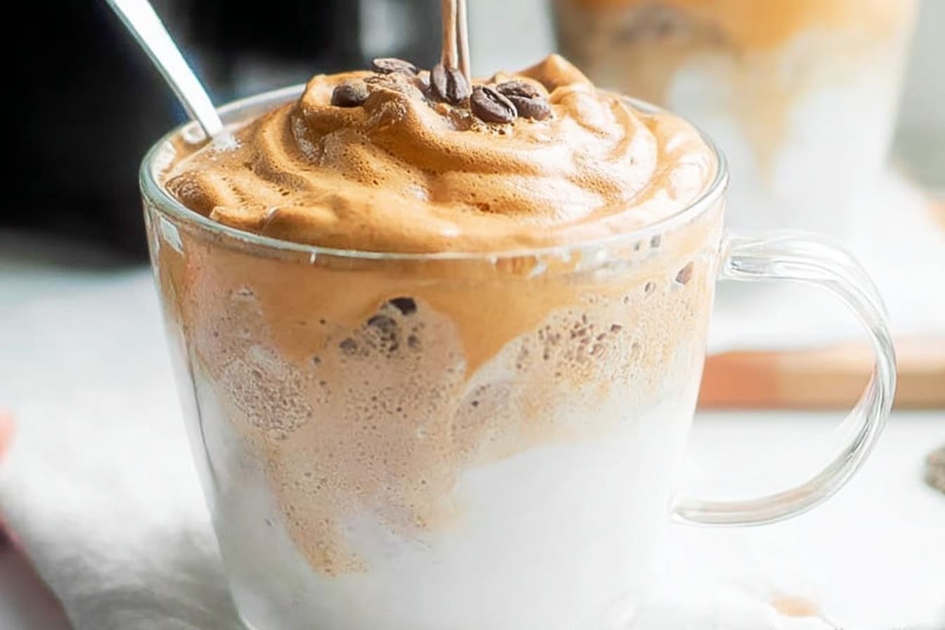 Dalgona Coffee