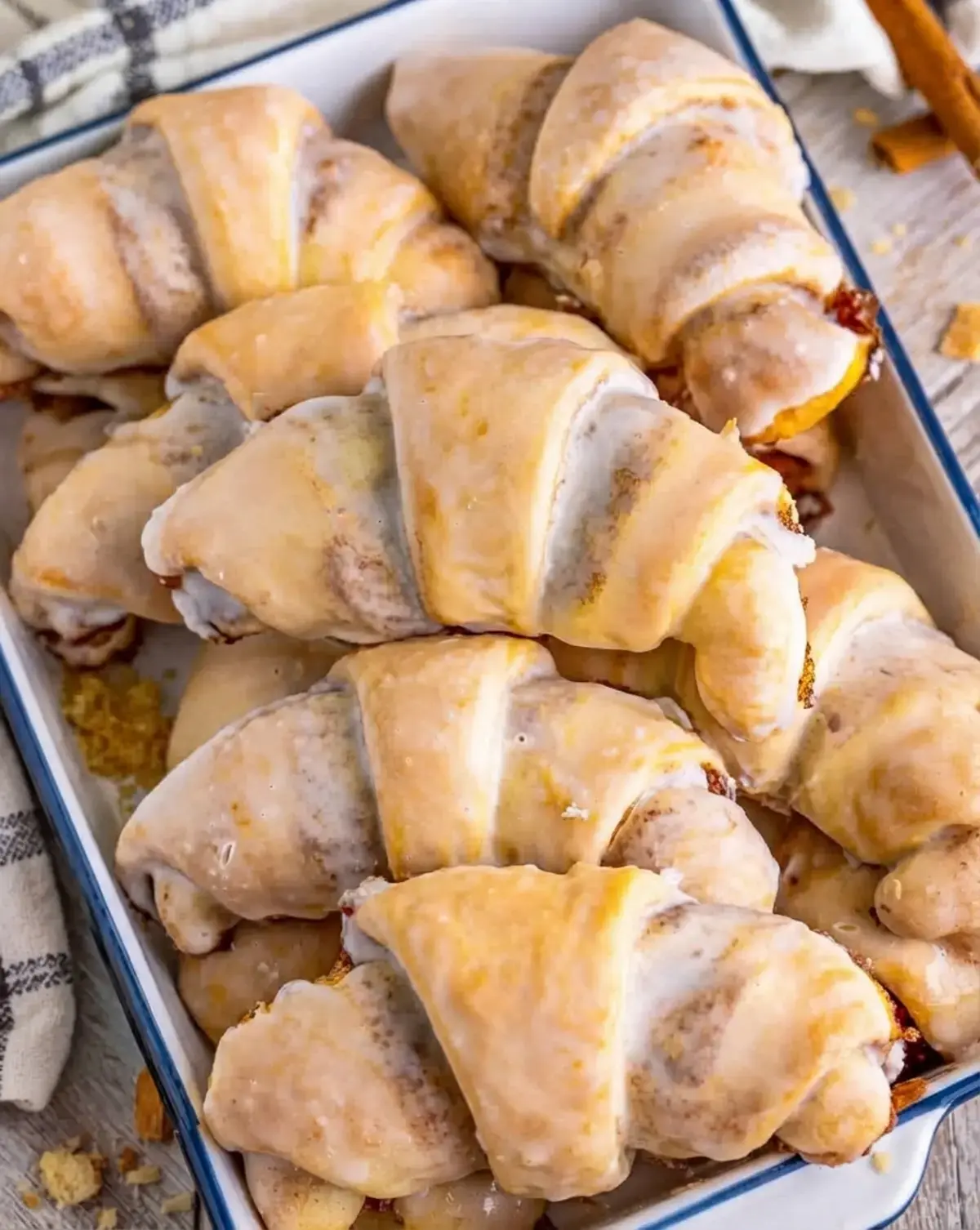 Cinnamon Crescent Rolls