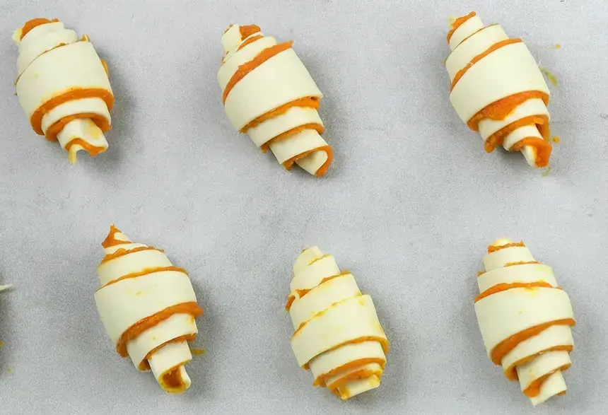 Mini Pumpkin Pie Crescent Rolls, Pumpkin Pie Crescent Roll Bites
