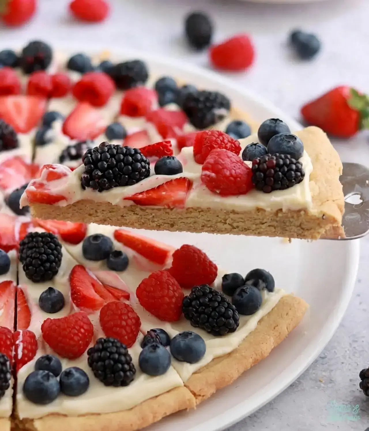 Perfect Fruit Pizza With Berries, Quick & Easy Sugar Cookie Pizza